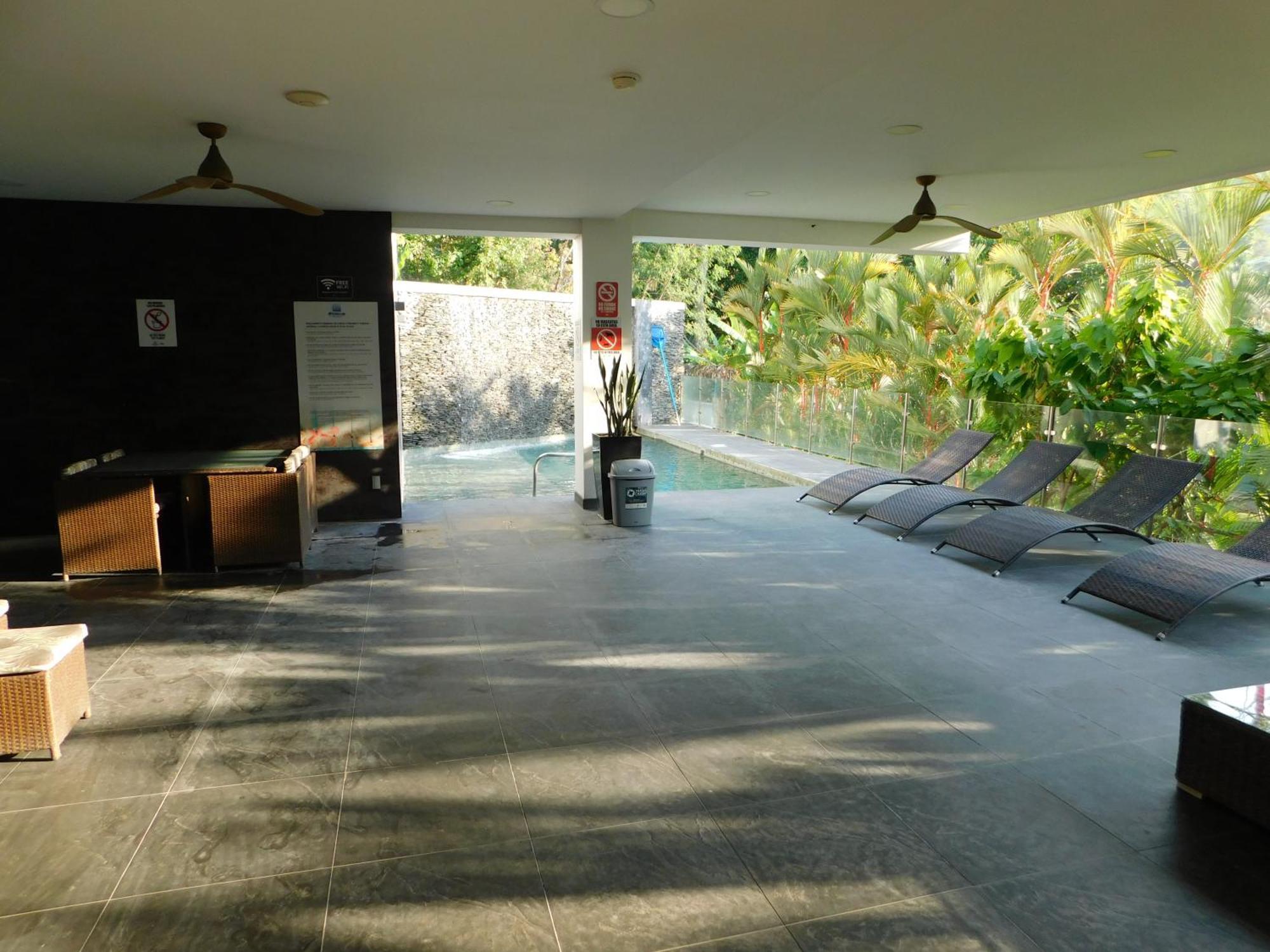 Sunset 205, Sleeps Six, Next Door To The Pool, 100M To The Beach! Jacó Kültér fotó
